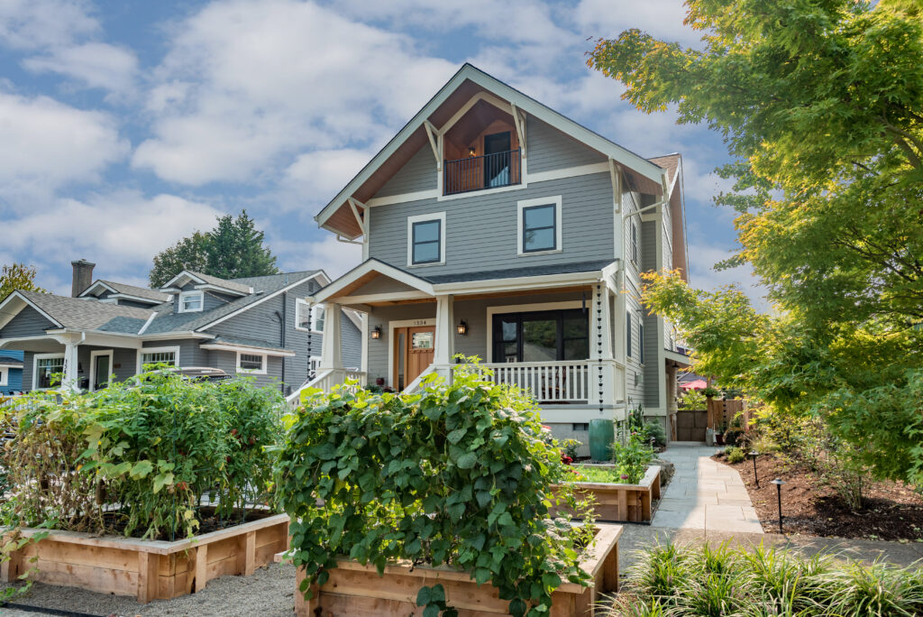 A beautiful Craftsman style home in Sellwood Oregon