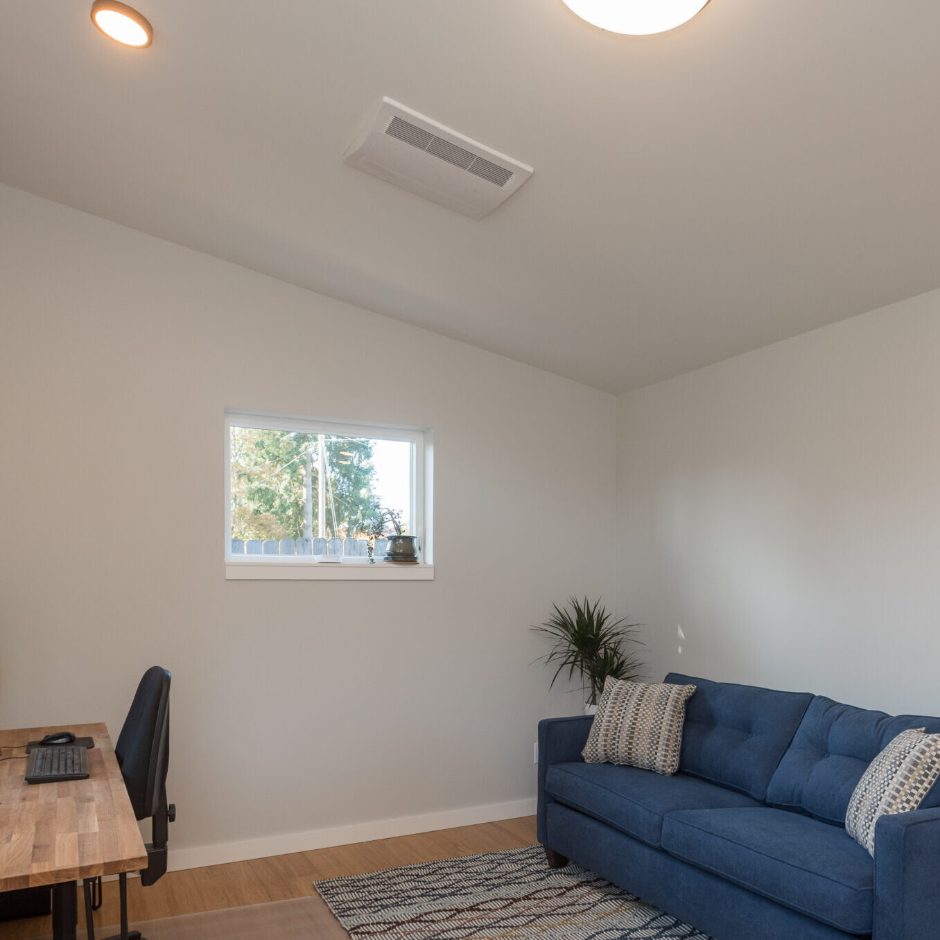 5733 SE 70th Ave – Portland-001